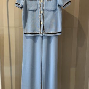 Conjunto pantalon y chaqueta