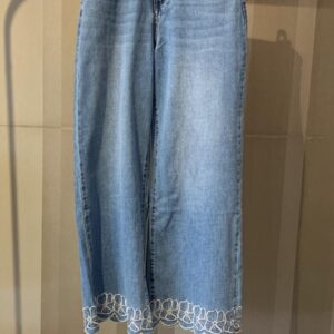 Pantalón vaquero bordado